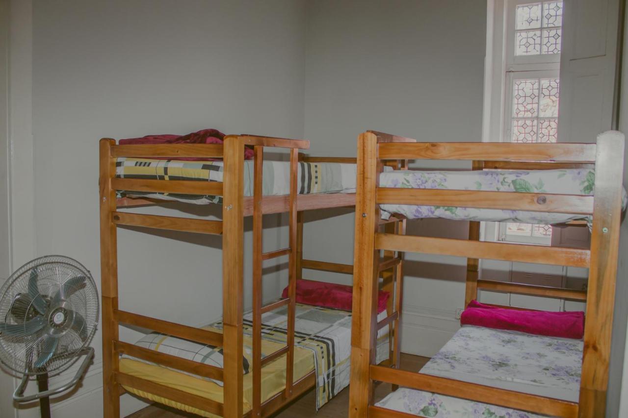 Vila Santa Eulalia Hostel 佩洛塔斯 外观 照片